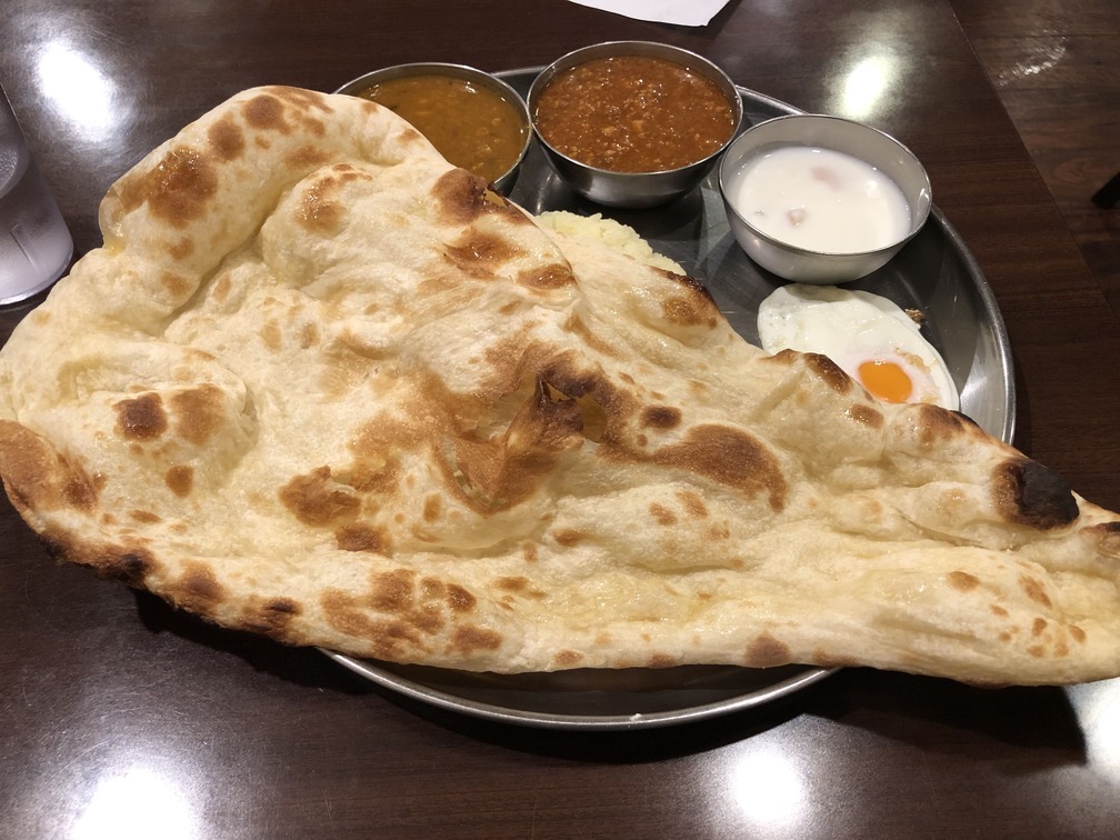 お昼ご飯のカレー
